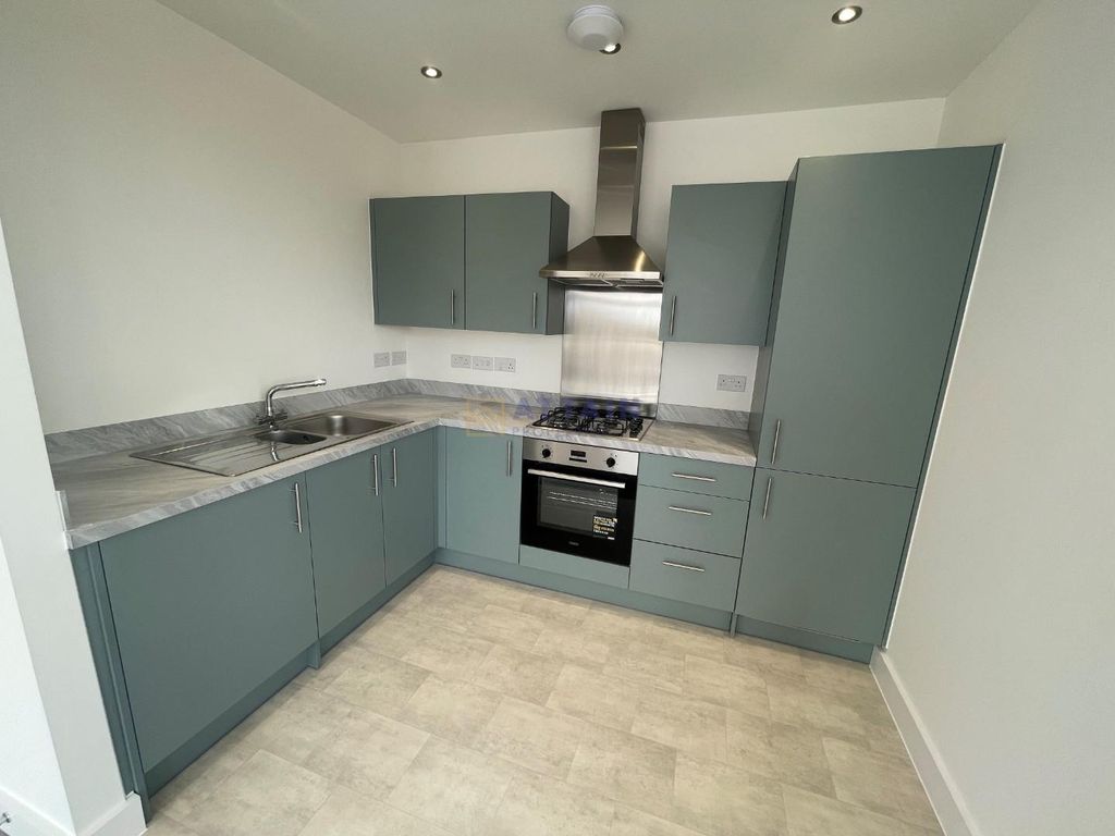 Property photo 2 of 18 Kitchen.Jpg