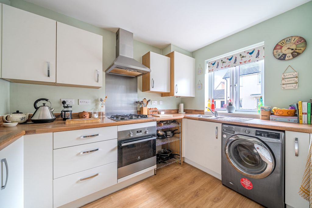Property photo 2 of 20 1482737 (7)