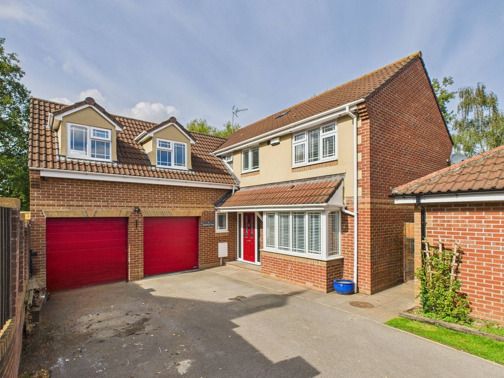 Property photo 1 of 26