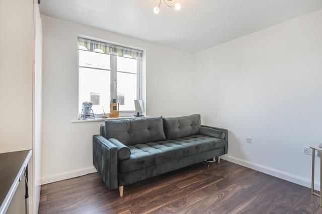 Property photo 3 of 5 Living Area