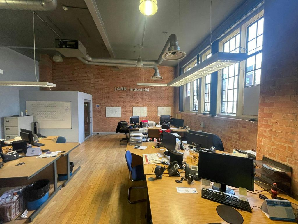 Property photo 2 of 6 Img-20251203-Wa0006.Jpg