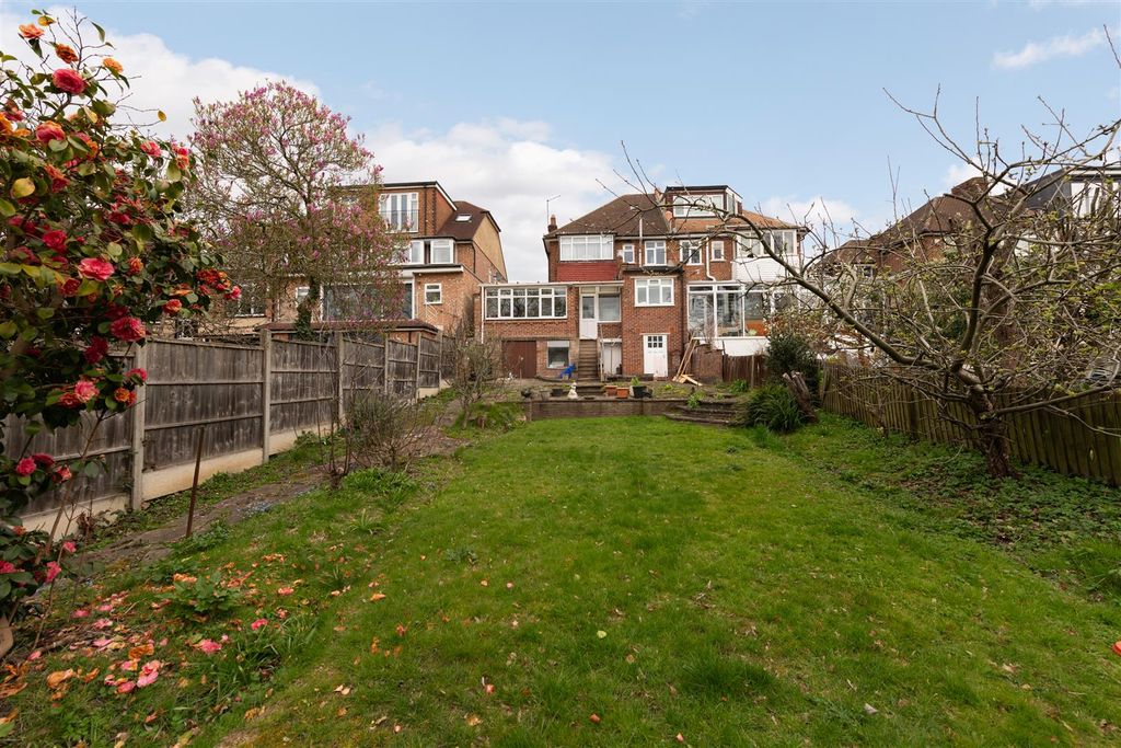 Property photo 2 of 15 Morton 15.Jpg