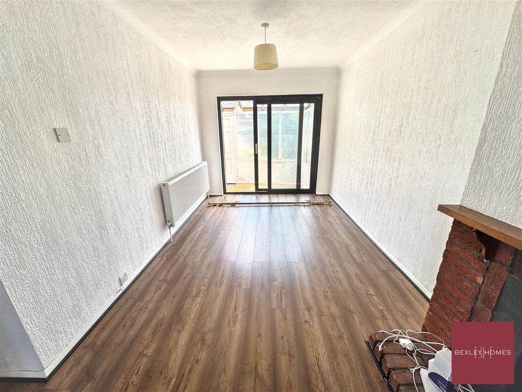 Property photo 3 of 12 Img_4706.Jpg
