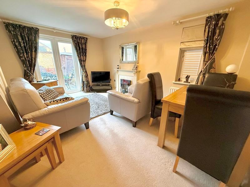 Property photo 2 of 11 Lounge/Diner