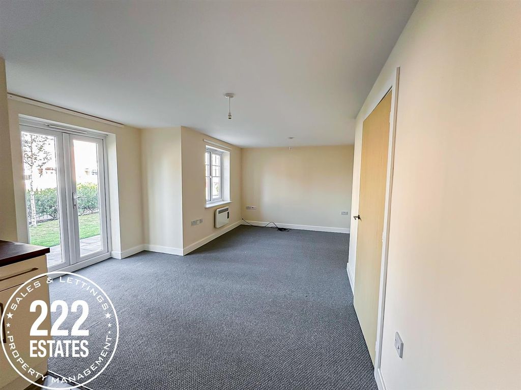 Property photo 3 of 11 Photo-2023-09-13-16-24-44 (6).Jpg