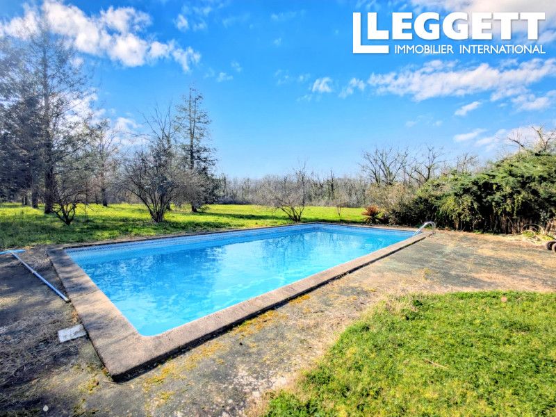 Property photo 2 of 10