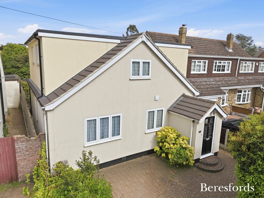 Property photo 1 of 19 Picture No. 02