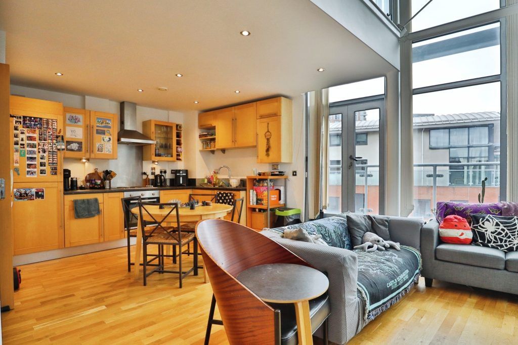 Property photo 3 of 10