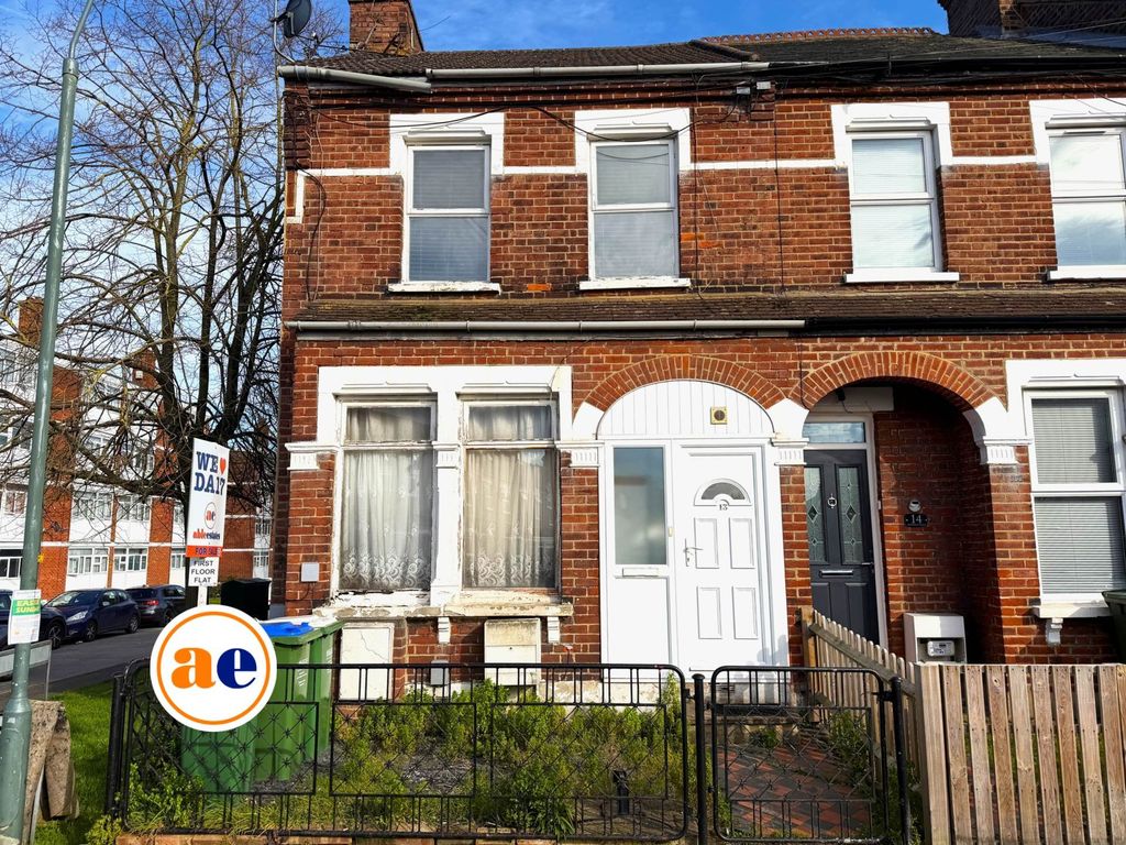 Property photo 1 of 8