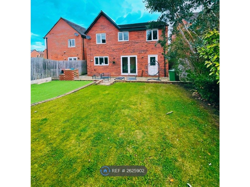 Property photo 2 of 17 Garden