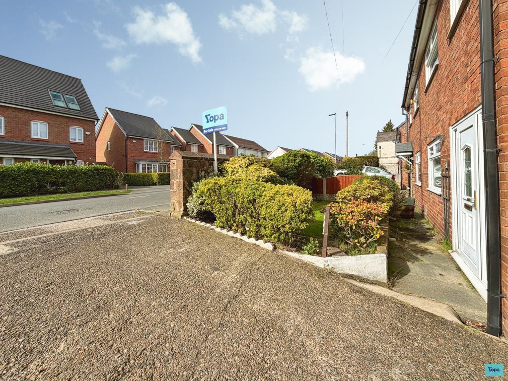 Property photo 2 of 17 14