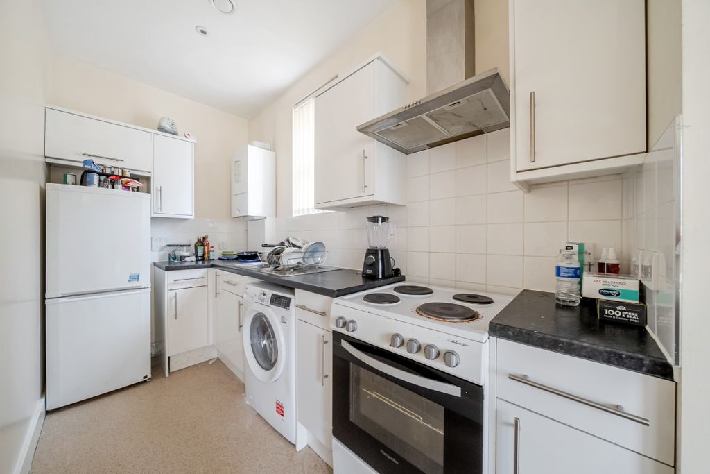 Property photo 2 of 11 1478656-17-6A2Ffe...
