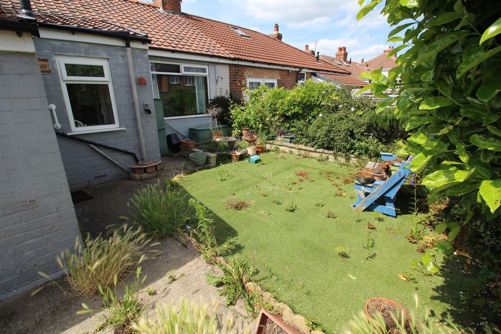 Property photo 3 of 11 Rear Garden