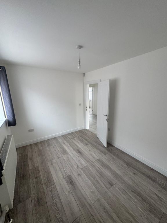 Property photo 1 of 7 3Cfed860-B197-44Cb-A45c-265Bd9Ed80Cb