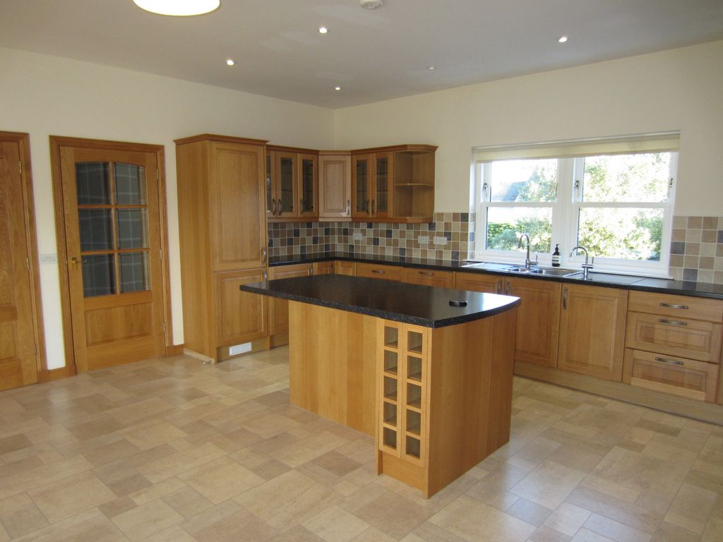 Property photo 3 of 19 Photo 3