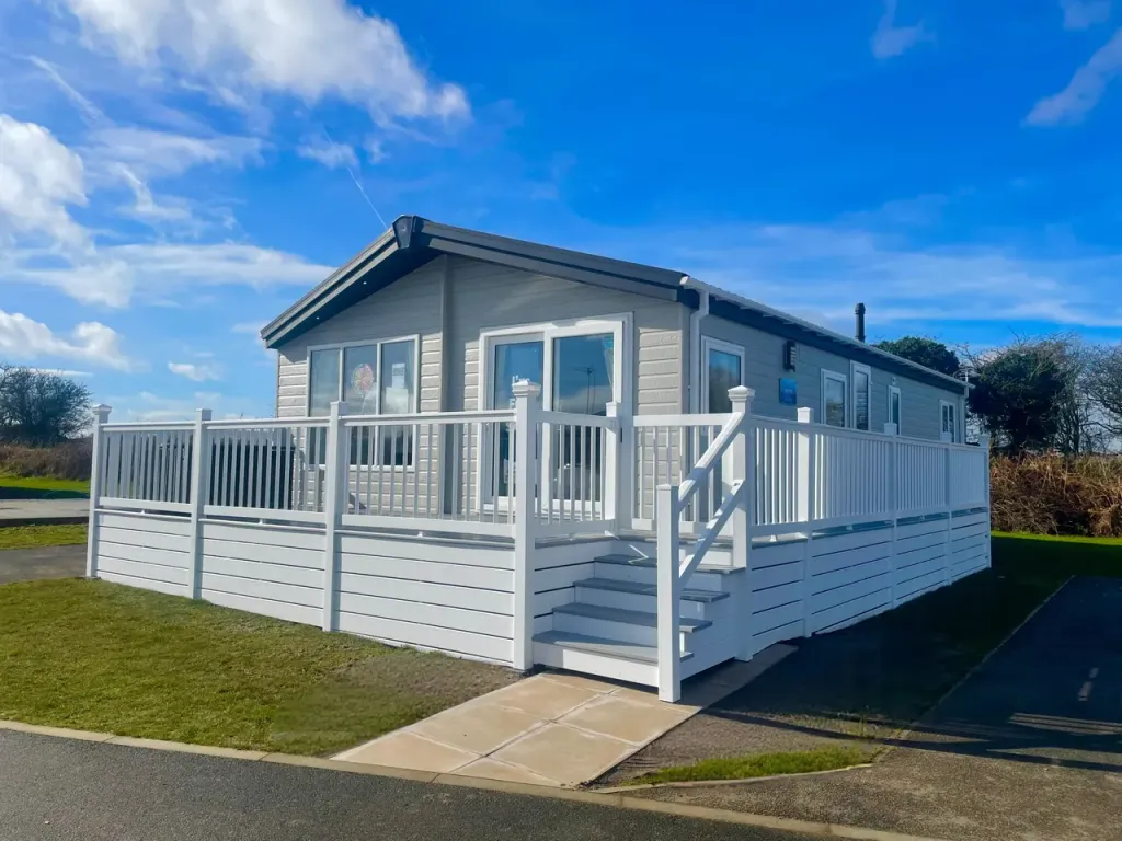 Property photo 1 of 21 Willerby Cadence At Broadland Sands Holiday Park