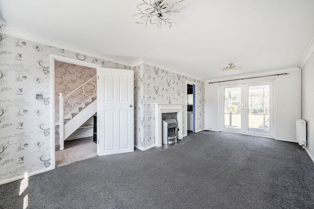Property photo 3 of 18