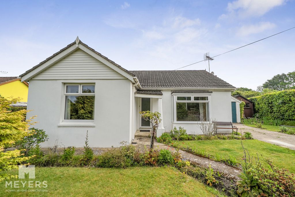 Property photo 2 of 18