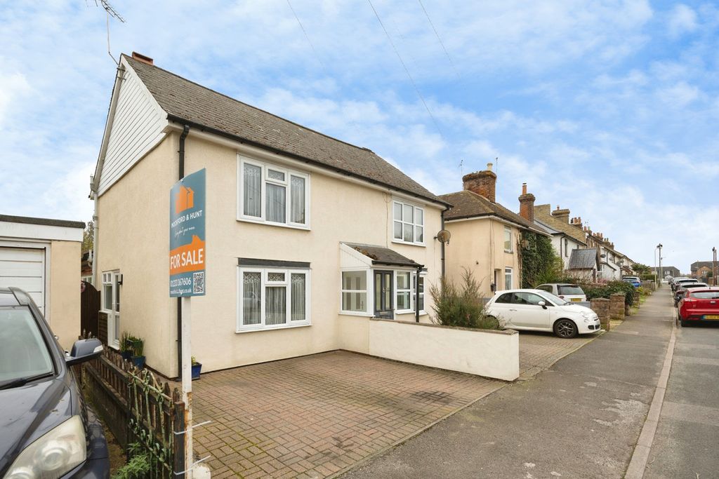 Property photo 1 of 29