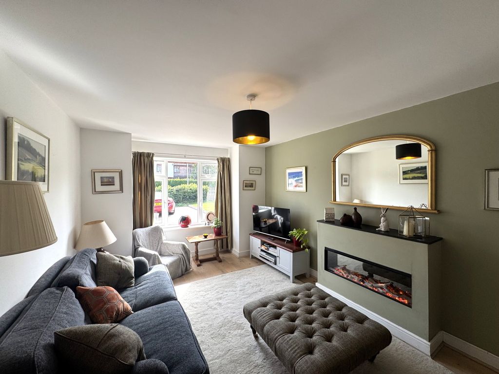 Property photo 2 of 19