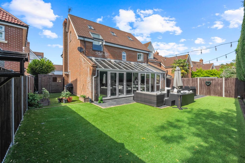 Property photo 3 of 24 5284904