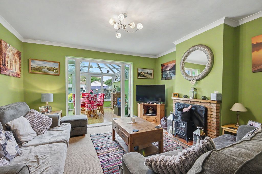 Property photo 2 of 13