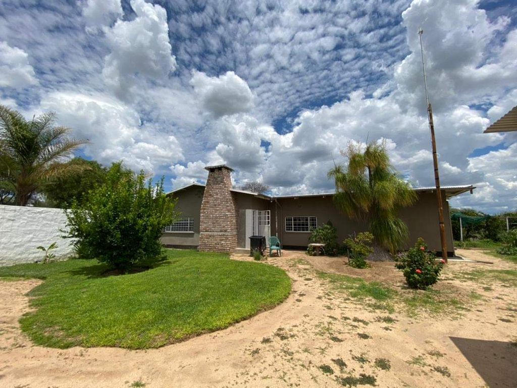 Property photo 1 of 21