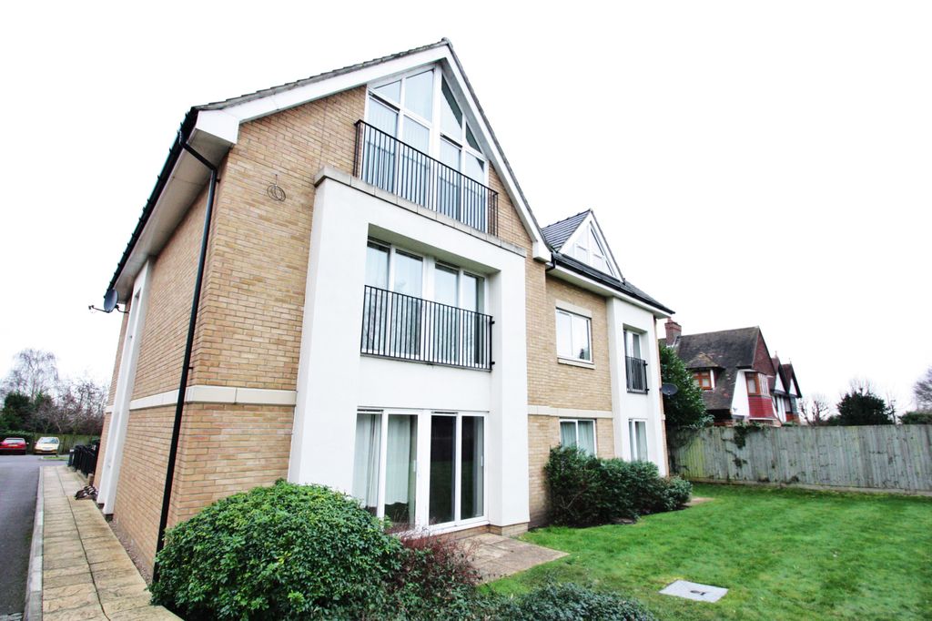 Property photo 1 of 8