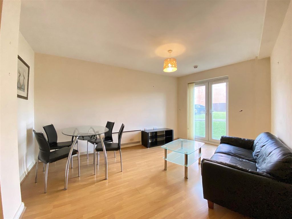 Property photo 3 of 7