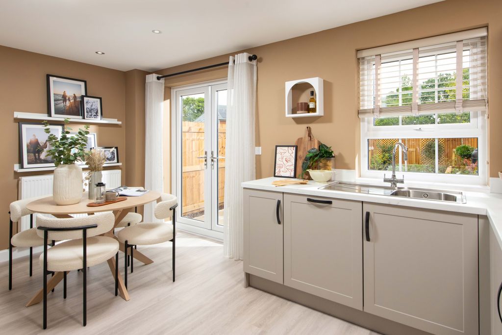 Property photo 2 of 10 Calder Rise Kennett Kitchen