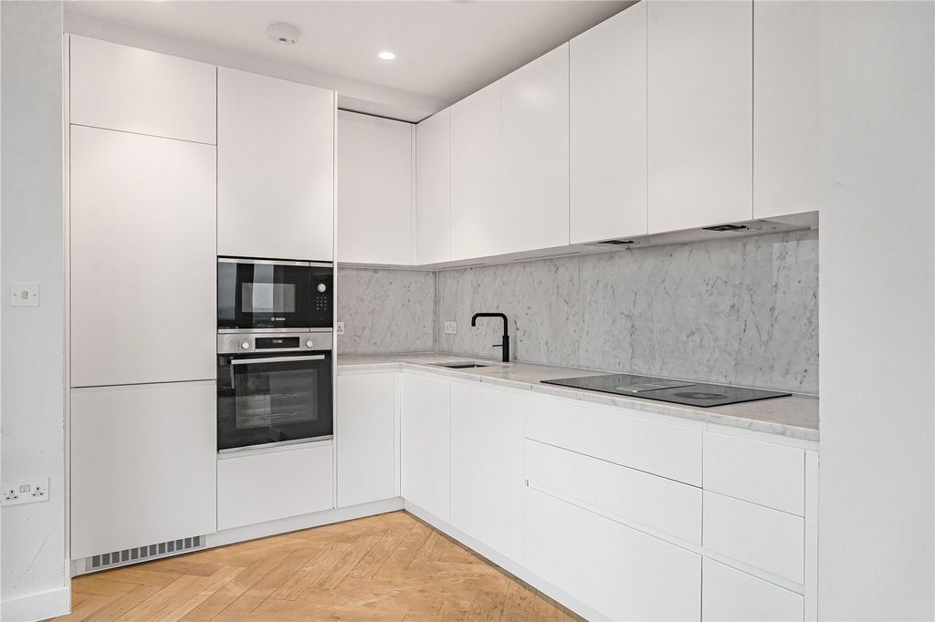 Property photo 2 of 35 Open Plan Living