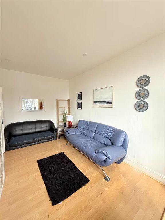Property photo 2 of 7 84Be4781-F694-4F75-84F6-A4796B41E4B5.Jpg