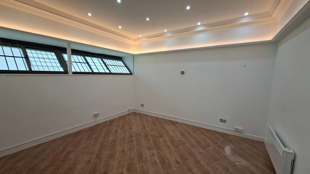 Property photo 3 of 7 Photo 3