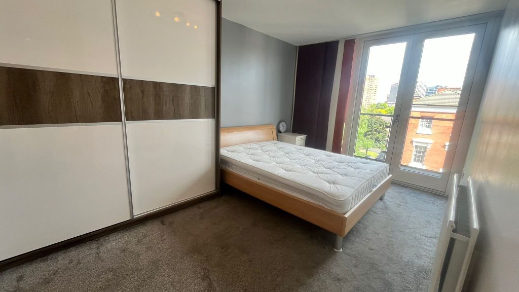 Property photo 3 of 6