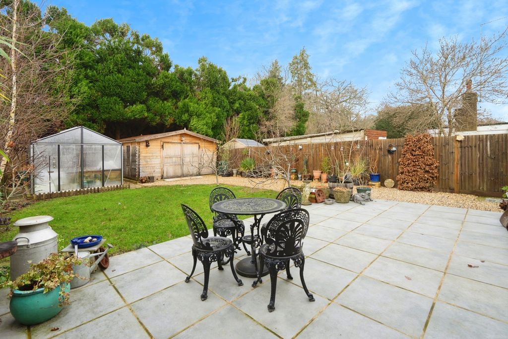 Additional image 17 of 3 bed bungalow for saleForest Road, Liss, Hampshire GU33