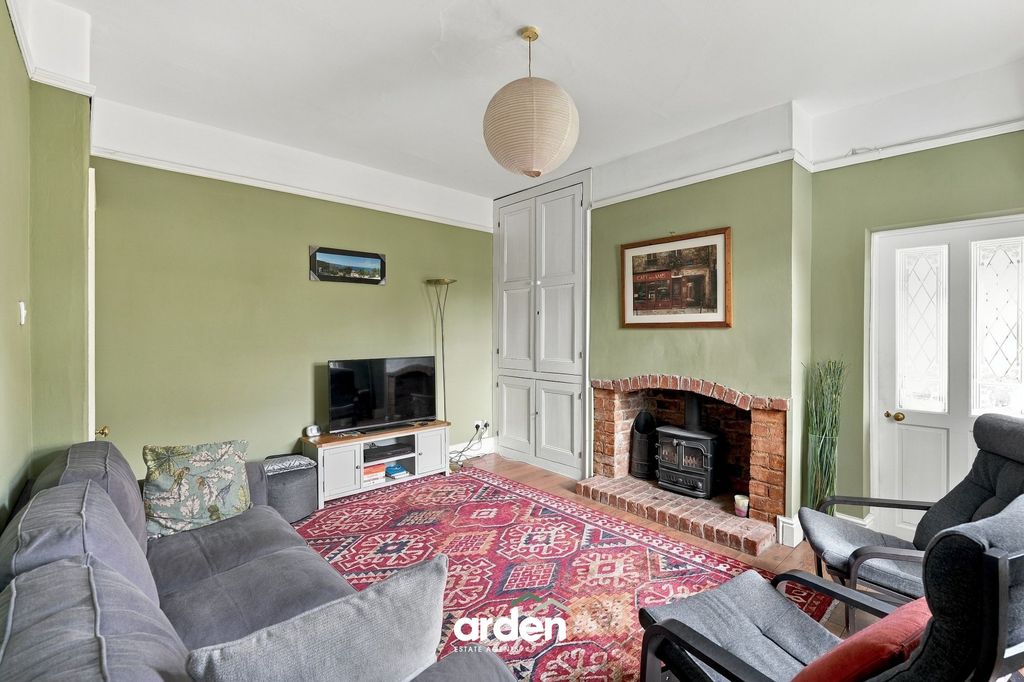 Property photo 2 of 19