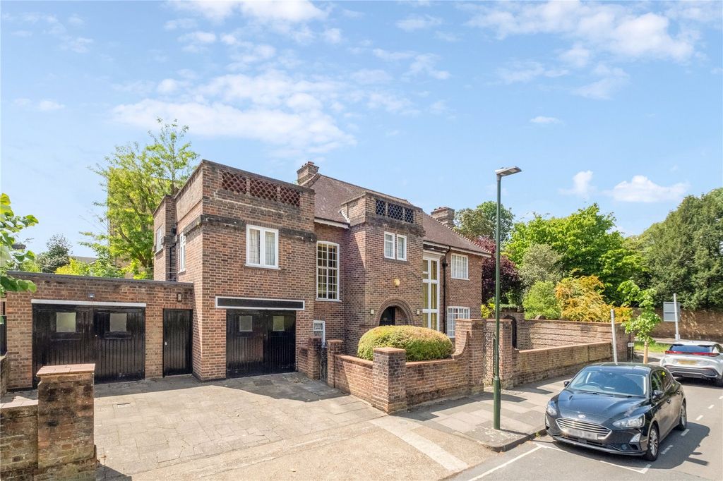 Property photo 1 of 17 Picture No. 01