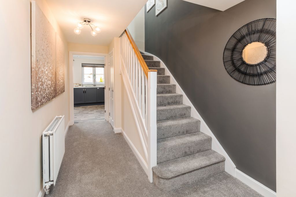 Property photo 2 of 10 Welcoming Hallway At Craigend 3 Bed Semi Detached Home