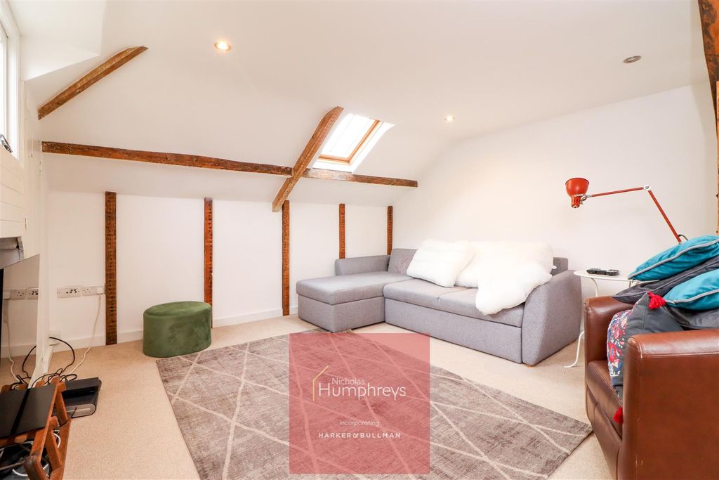 Property photo 2 of 13 Img_1240.Jpg