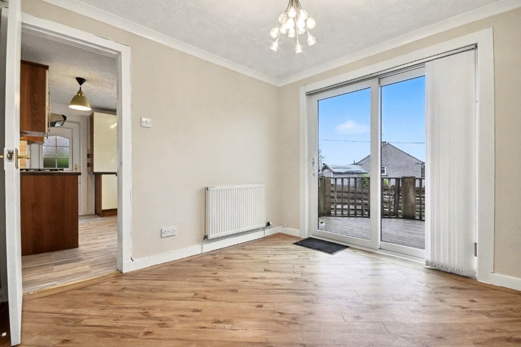 Property photo 3 of 25