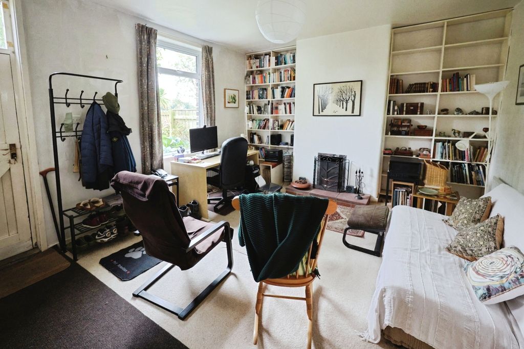 Property photo 2 of 18 Pbox-Img.Jpg