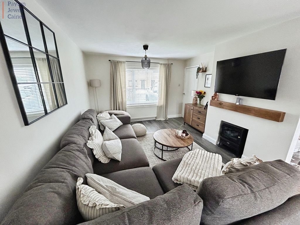 Property photo 3 of 15 Not Specified