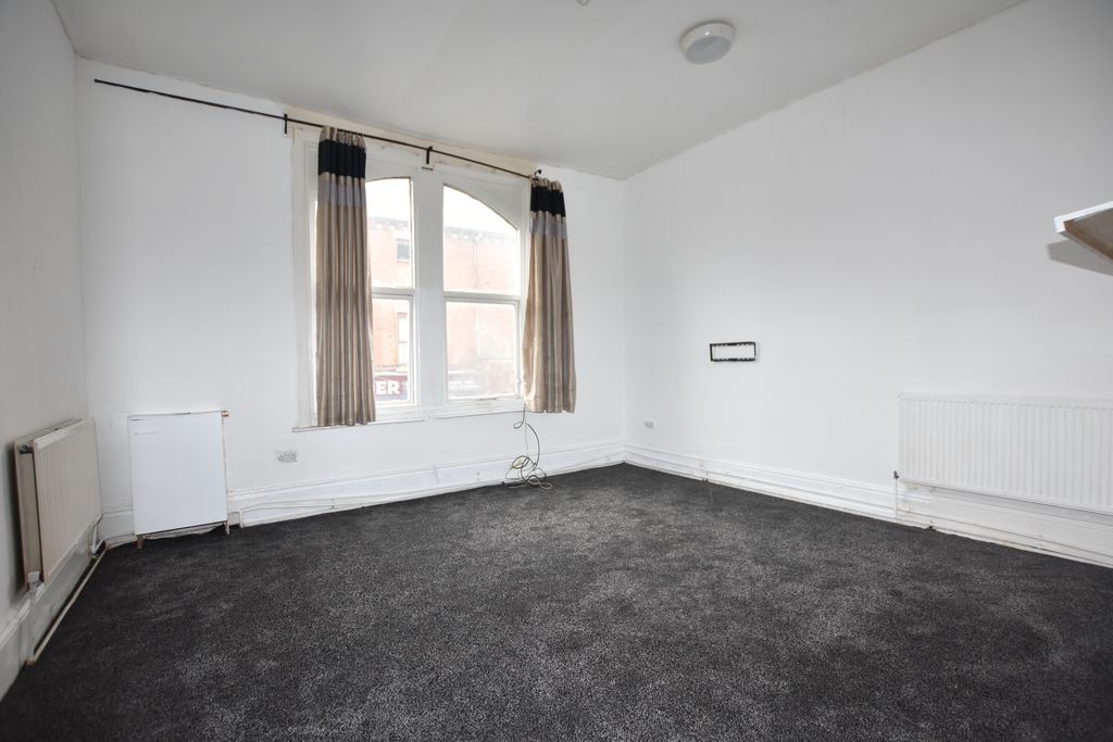 Property photo 1 of 10 Photo 20