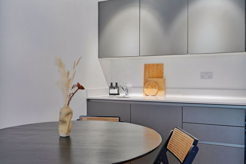 Property photo 2 of 20 Dining Area