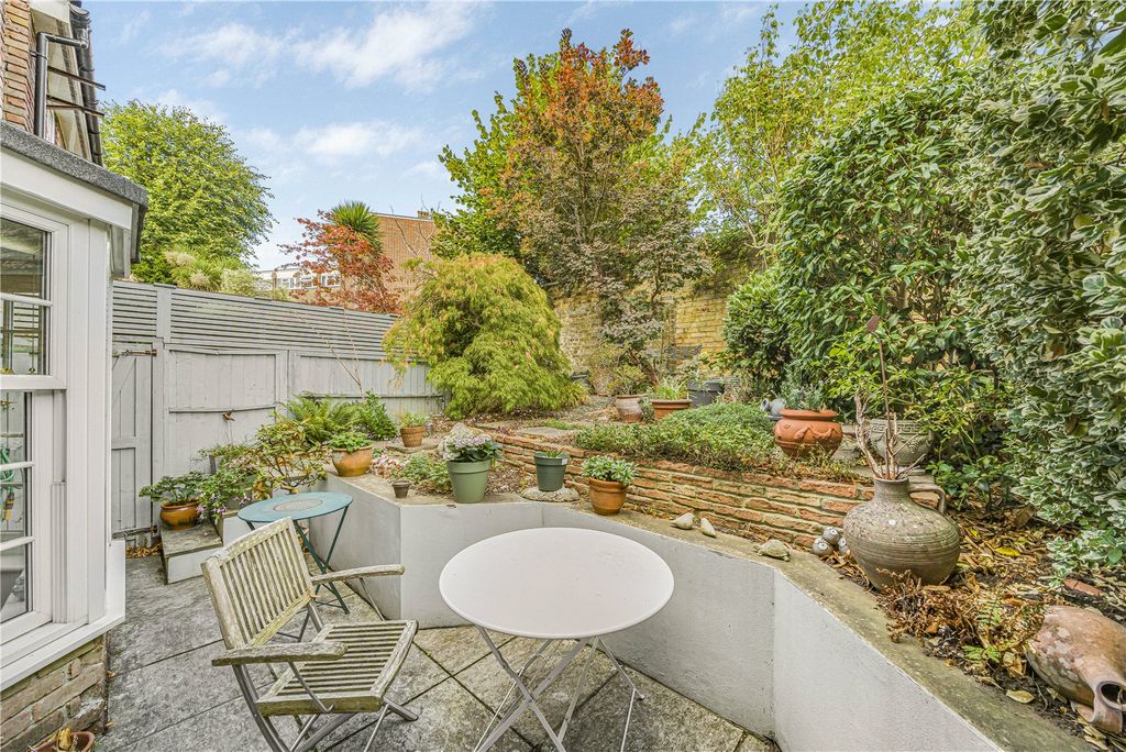 Property photo 3 of 13 Picture No. 10