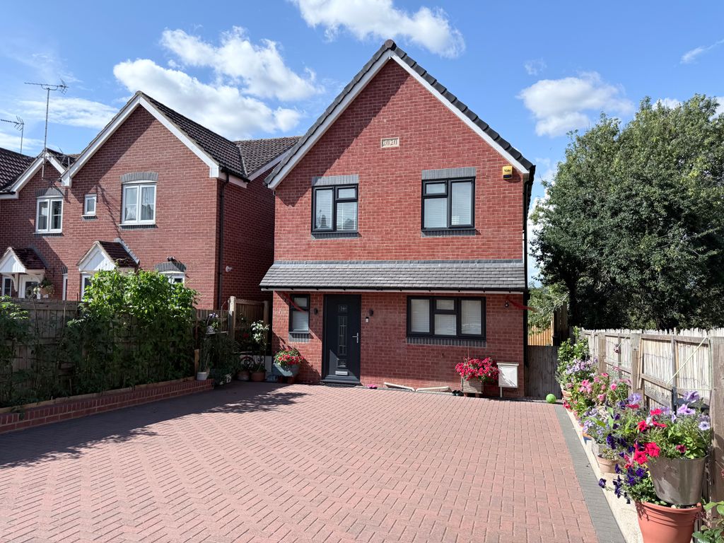 Property photo 1 of 13 Img2088