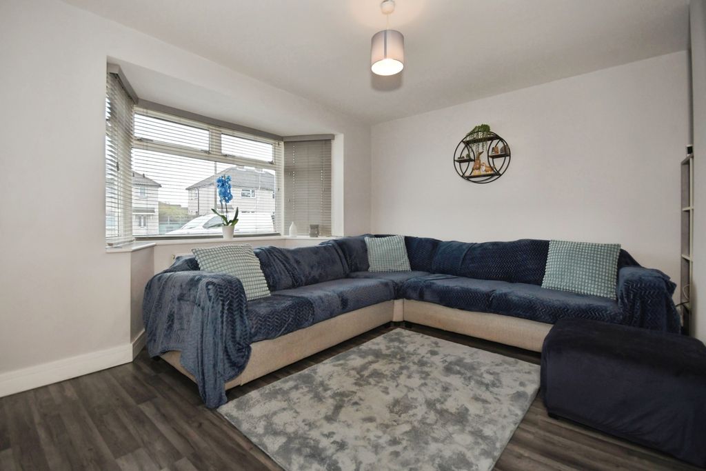 Property photo 3 of 20 Pbox-Img.Jpg