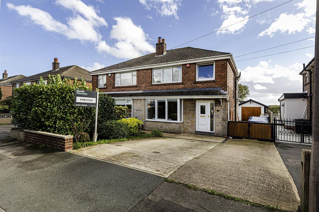 Property photo 1 of 41