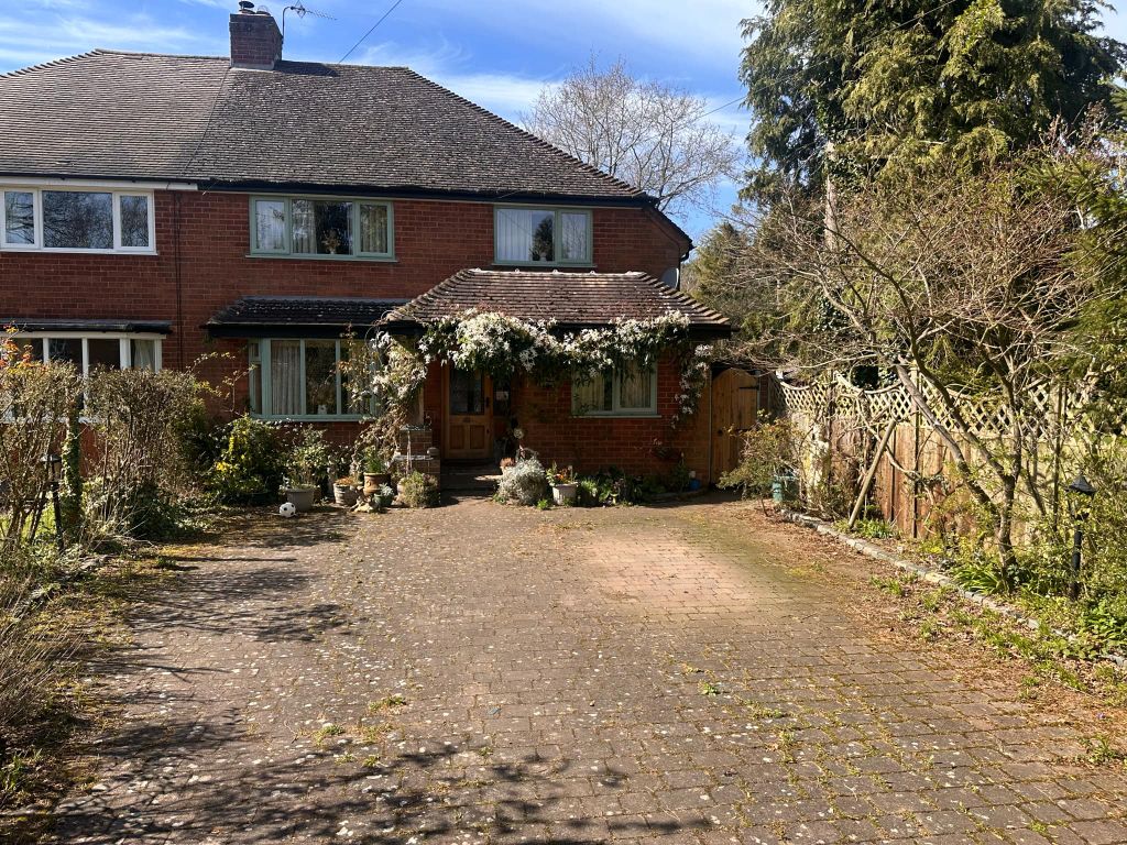 Property photo 2 of 33