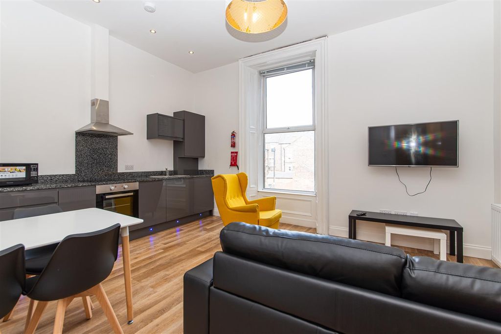 Property photo 3 of 7 Edit-6520.Jpg